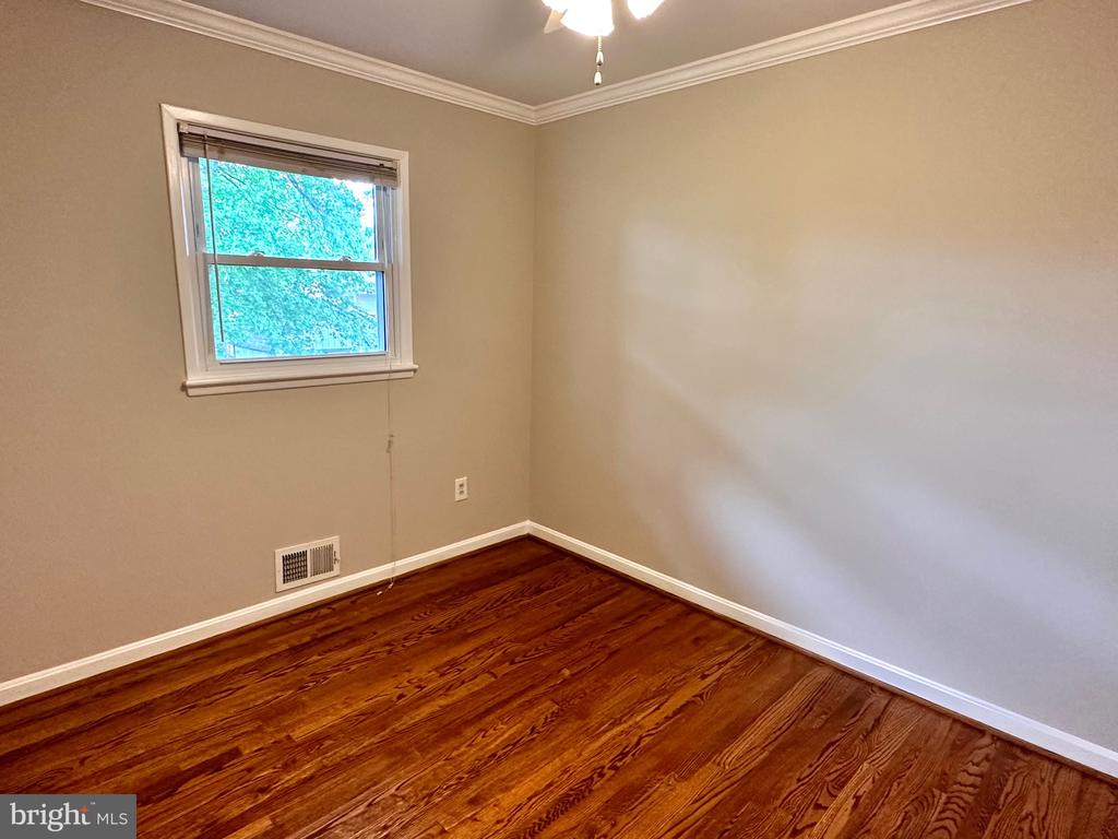 7506 POLLEN STREET
