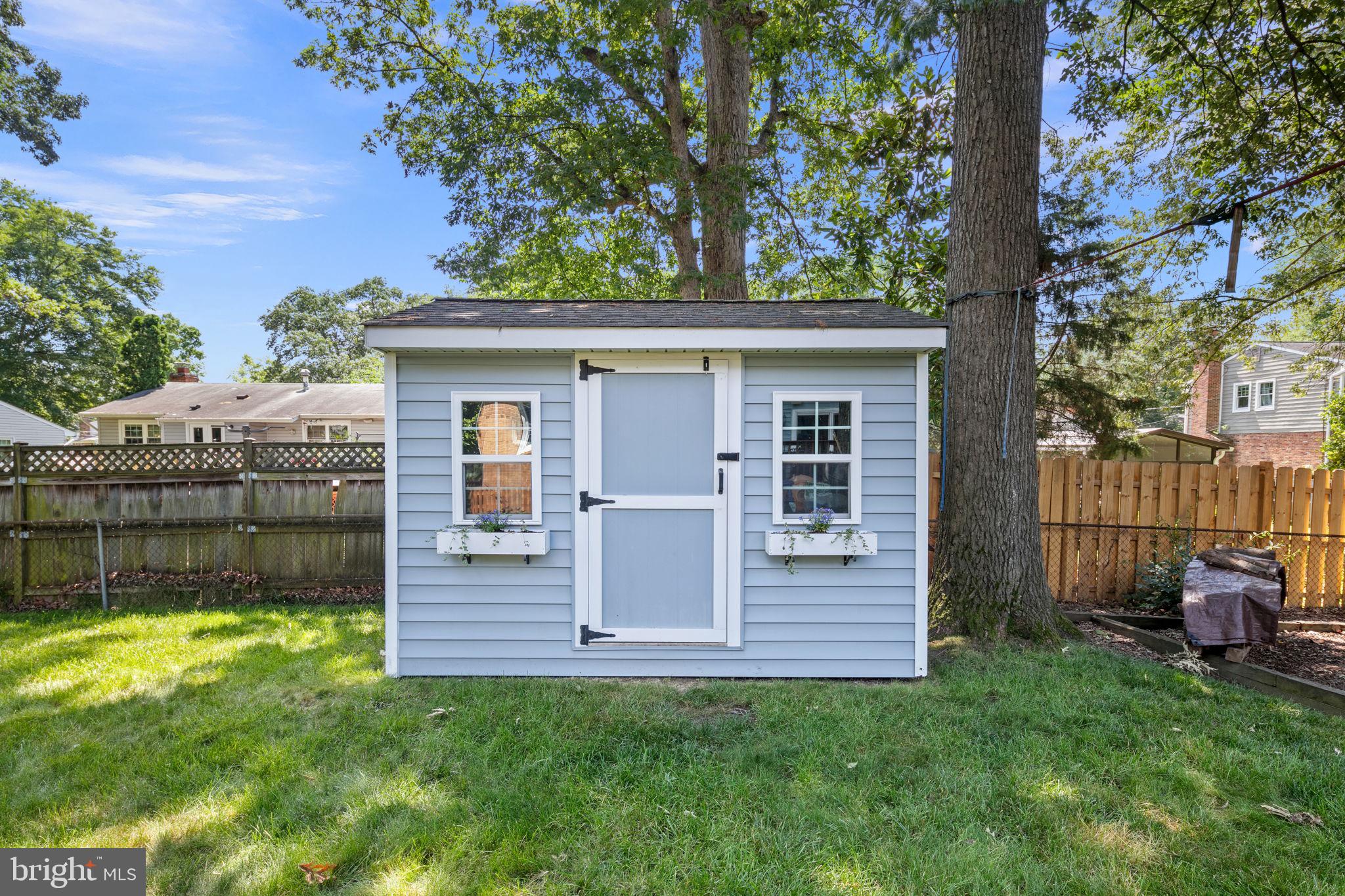 8337 BOUND BROOK LANE