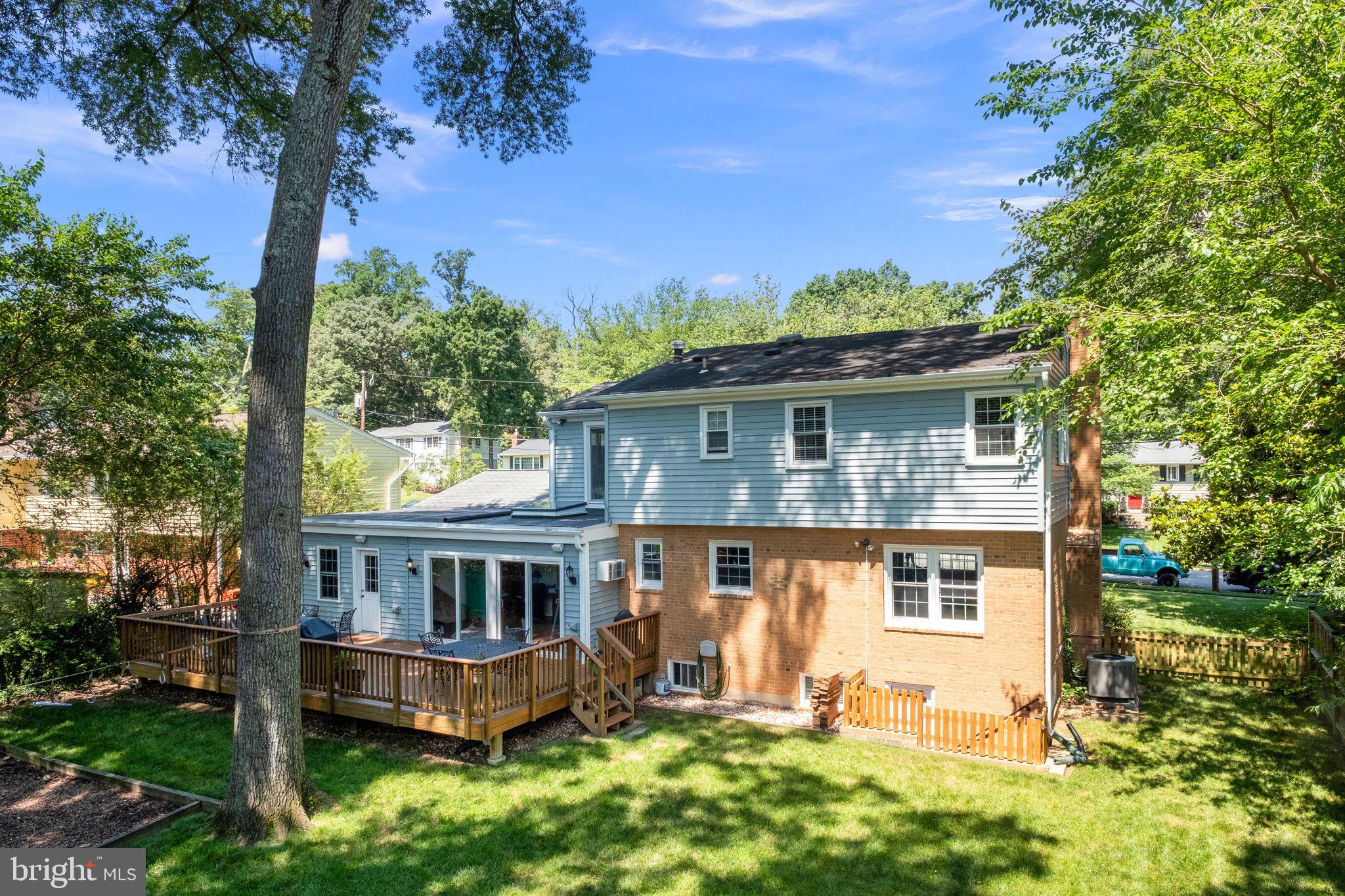8337 BOUND BROOK LANE