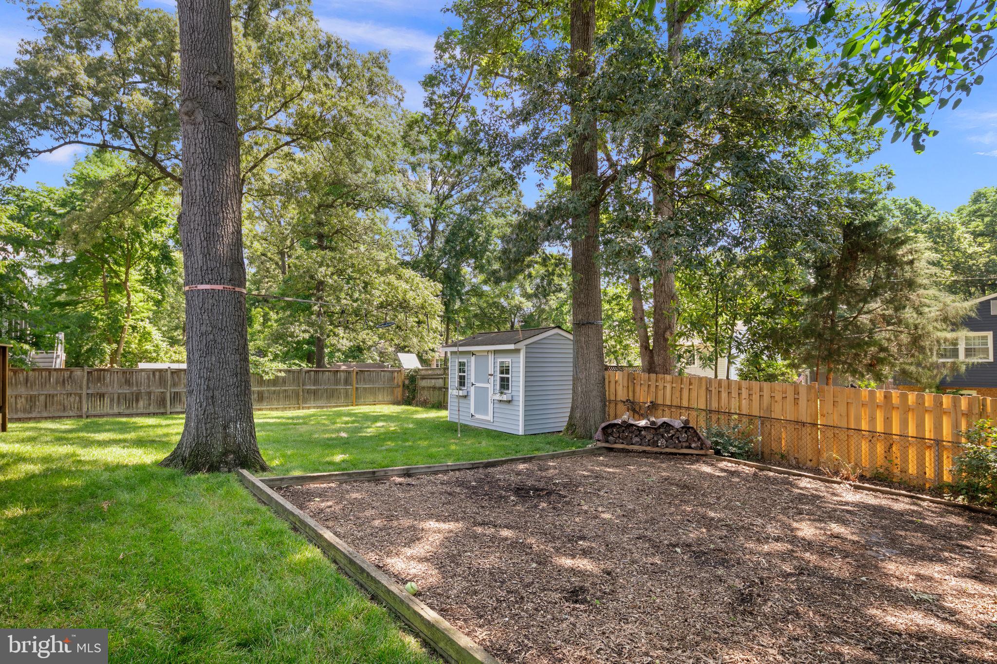 8337 BOUND BROOK LANE