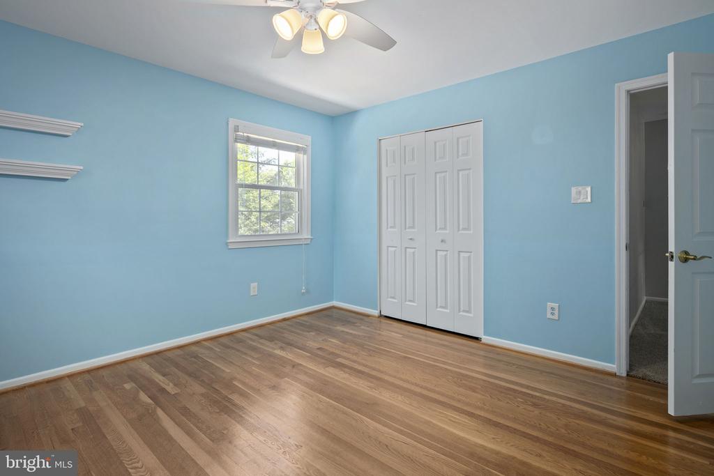 4104 TIDEWATER COURT