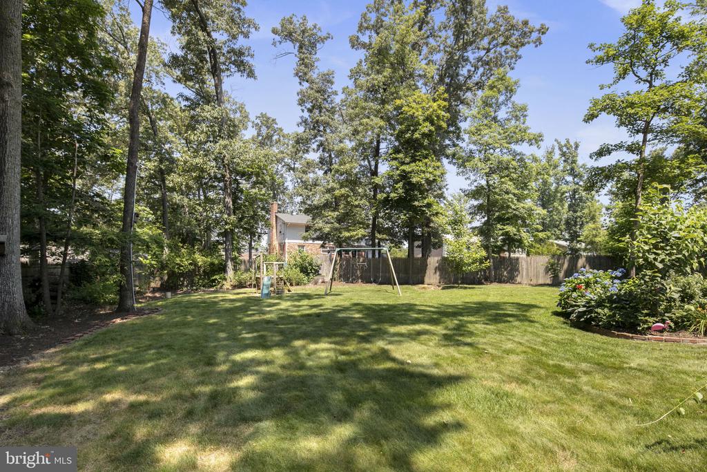 4104 TIDEWATER COURT