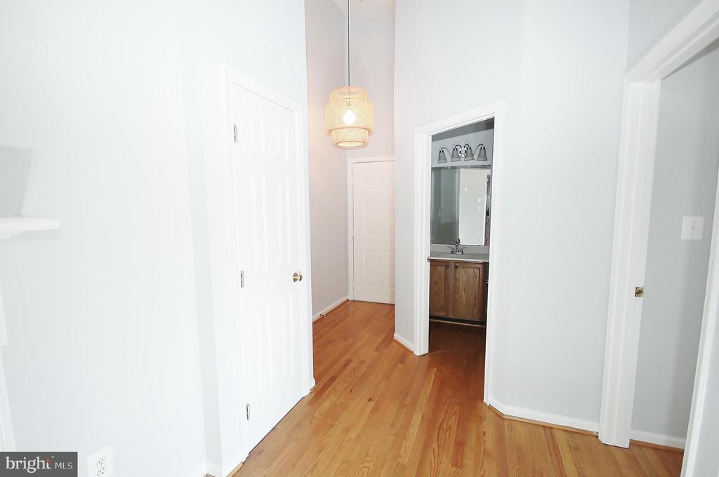 7522 SNOWPEA COURT J 21