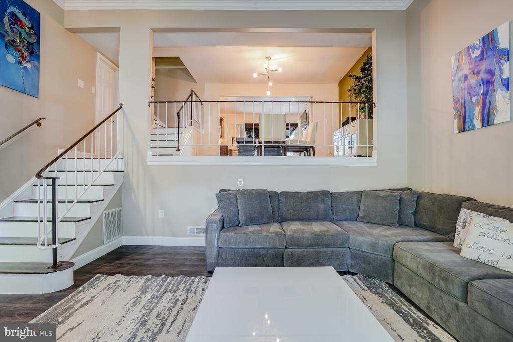 6002 TICONDEROGA COURT