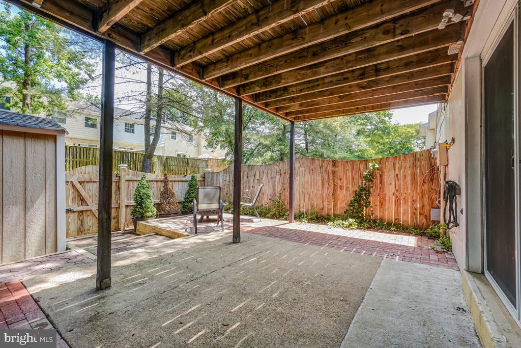 6002 TICONDEROGA COURT