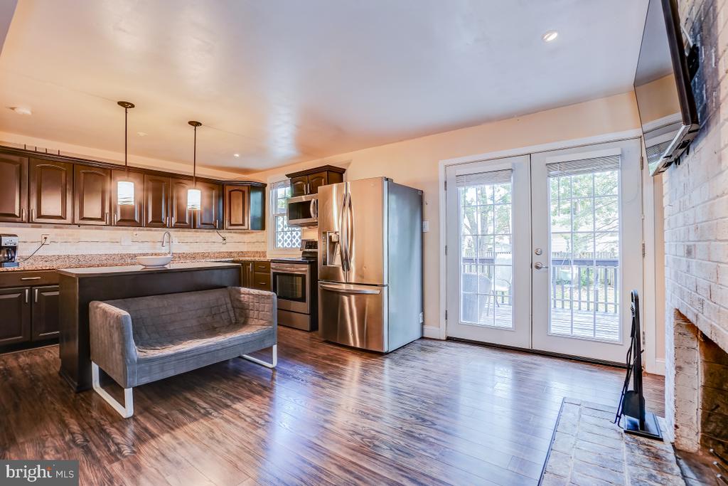 6002 TICONDEROGA COURT