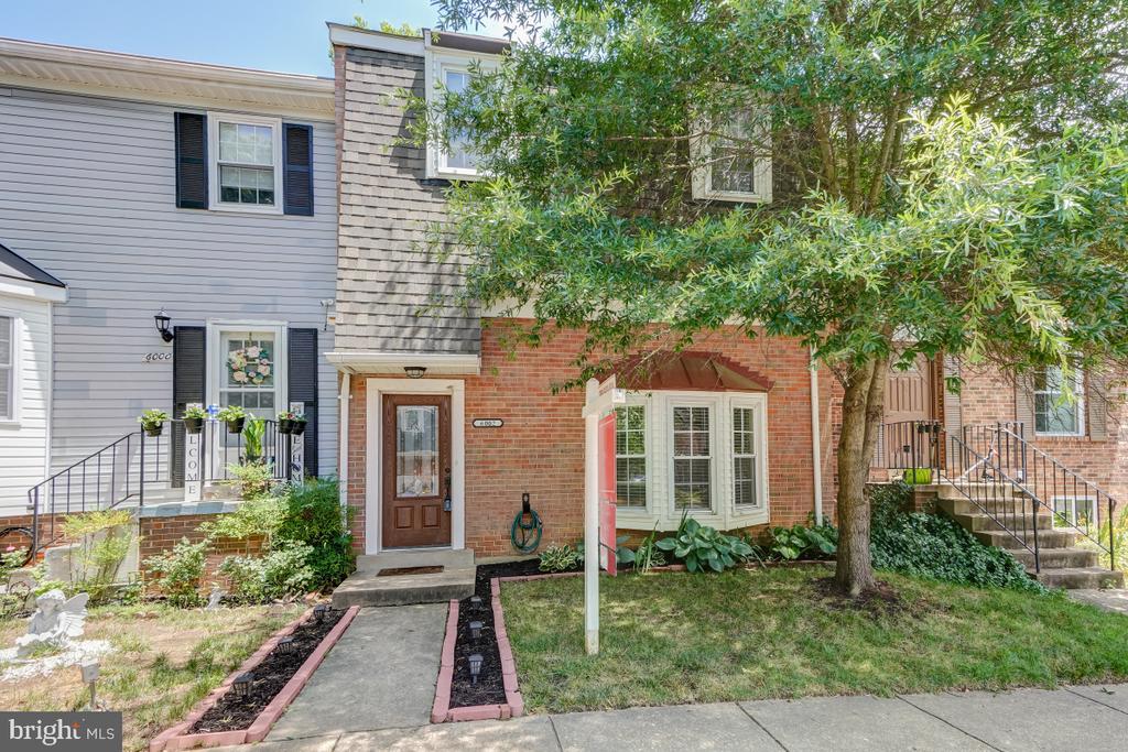 6002 TICONDEROGA COURT