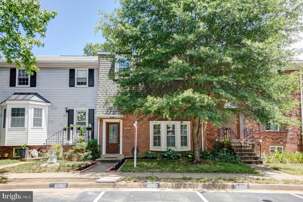 6002 TICONDEROGA COURT