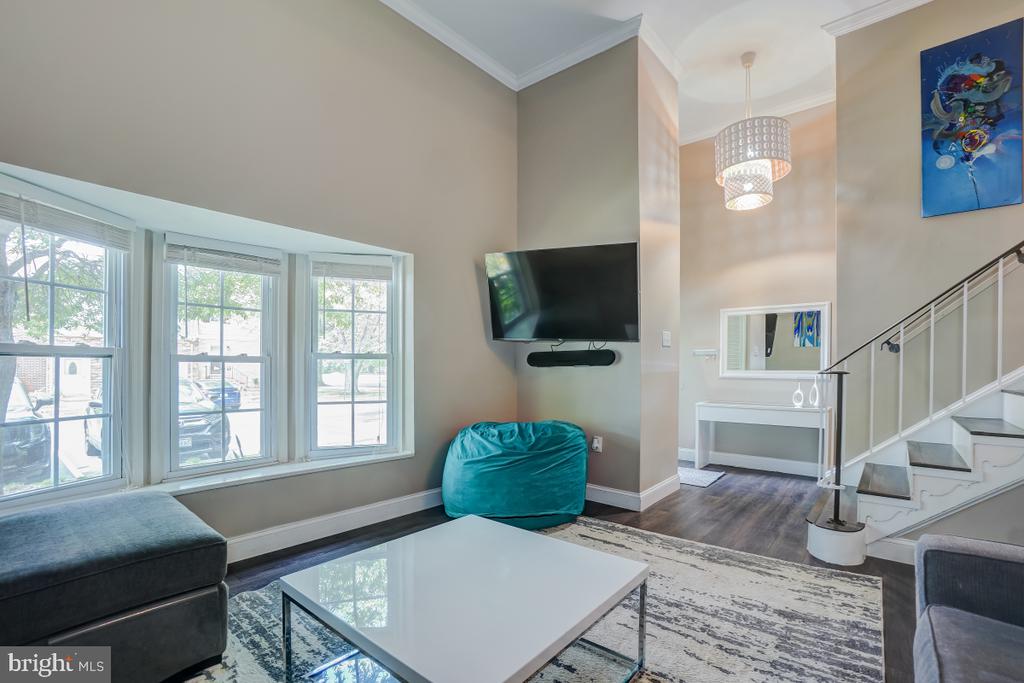 6002 TICONDEROGA COURT