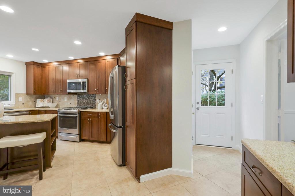 3105 WORTHINGTON CIRCLE