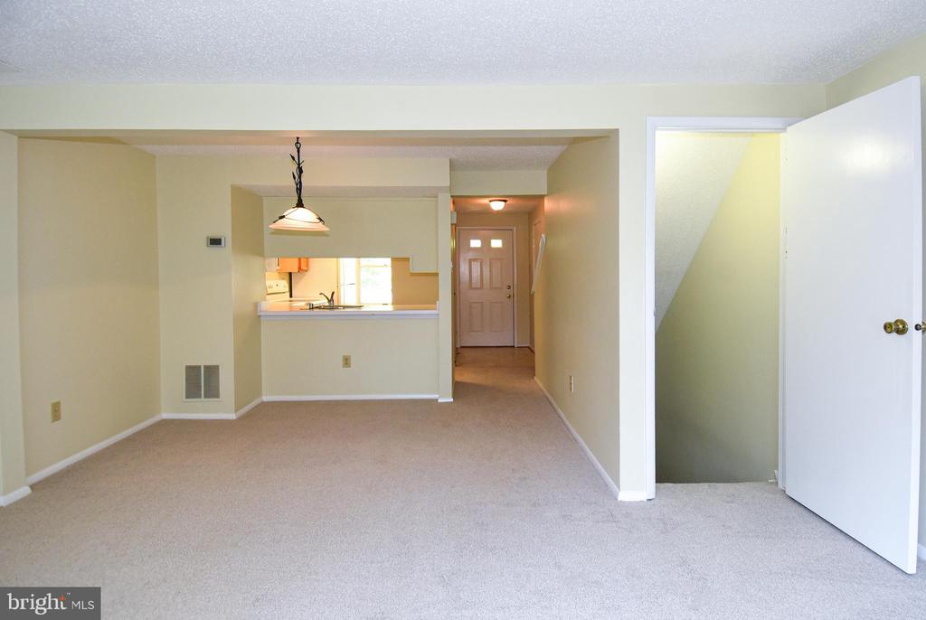 5349 HARBOR COURT DRIVE