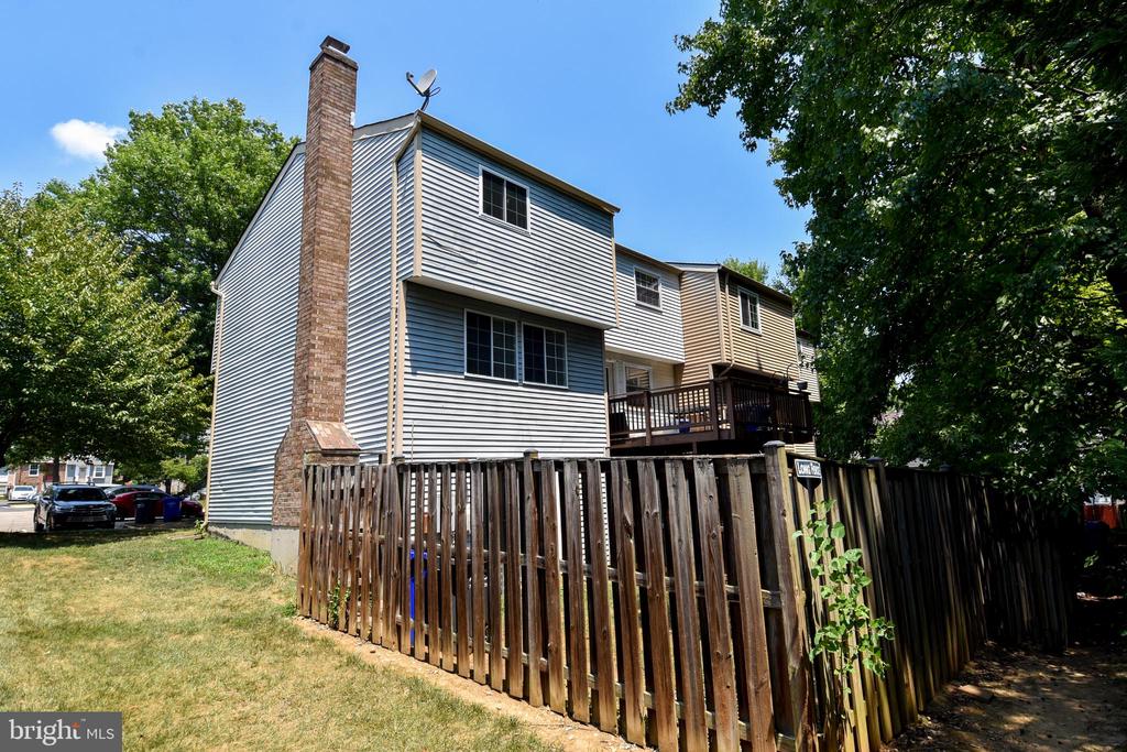 5349 HARBOR COURT DRIVE