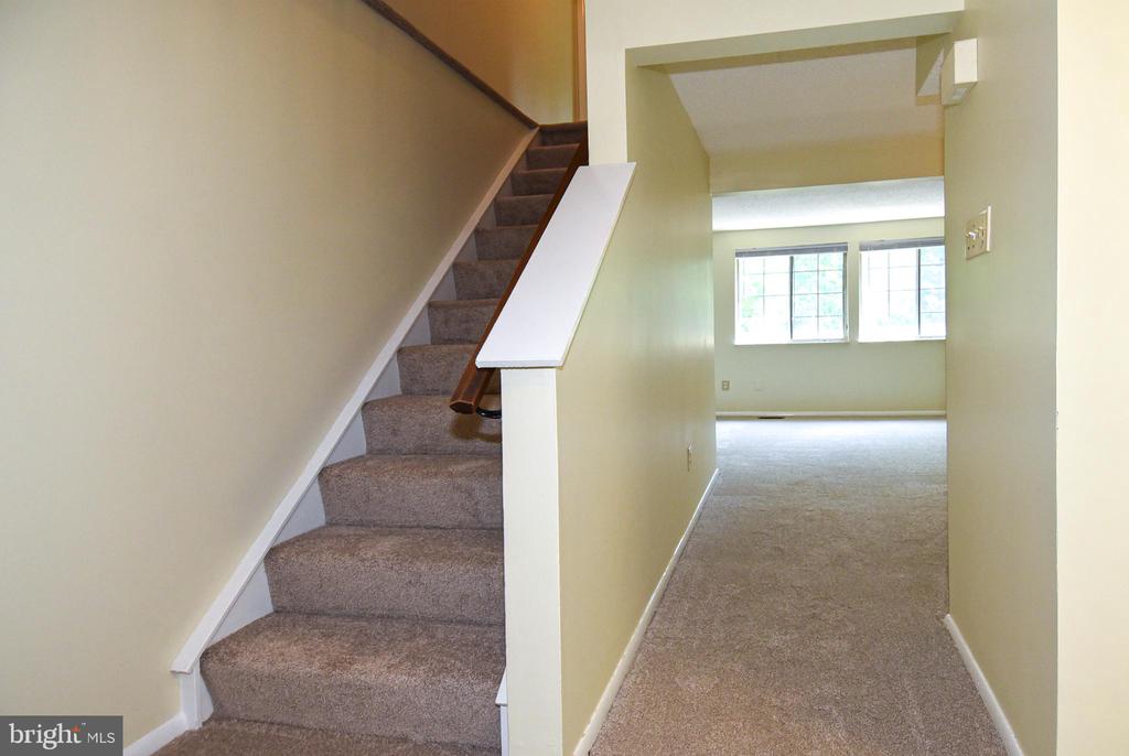 5349 HARBOR COURT DRIVE