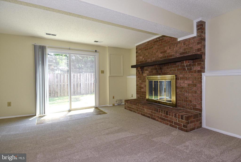 5349 HARBOR COURT DRIVE