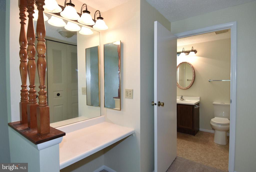 5349 HARBOR COURT DRIVE