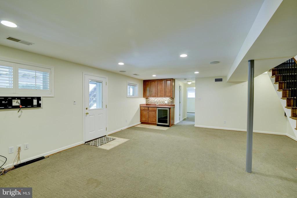 7222 BROOKCREST PLACE