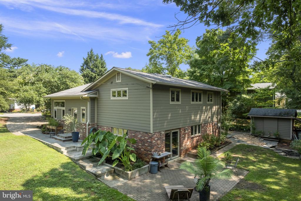 4201 ADRIENNE DRIVE