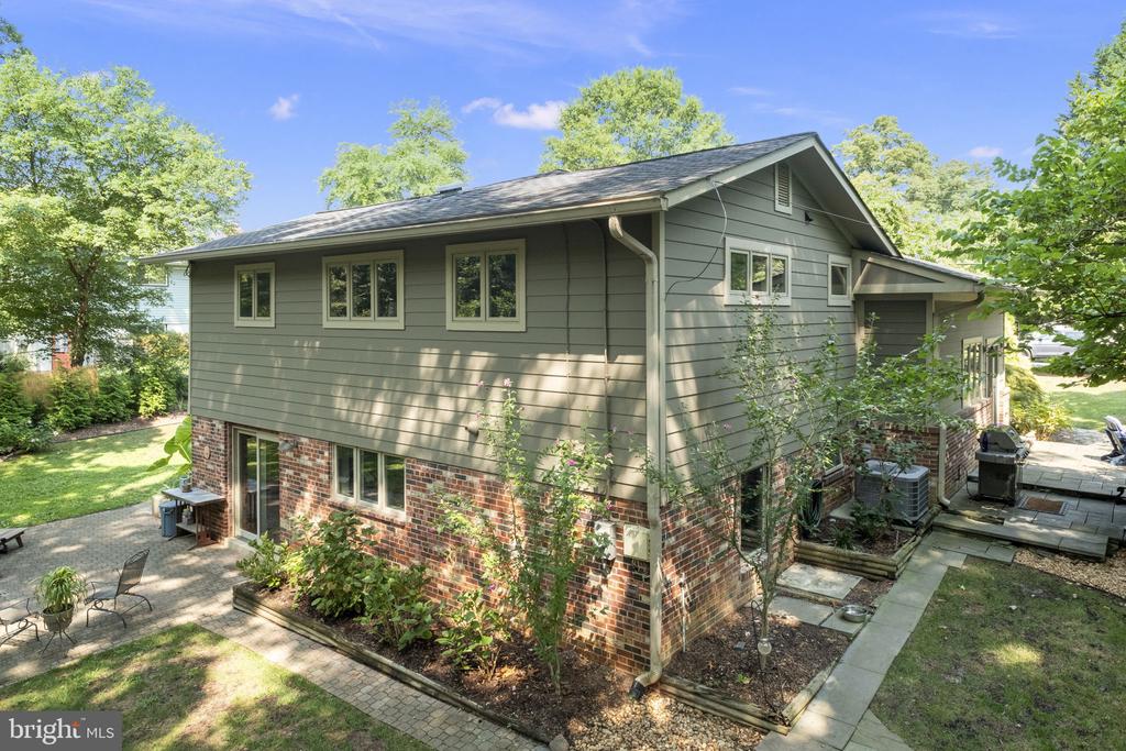 4201 ADRIENNE DRIVE