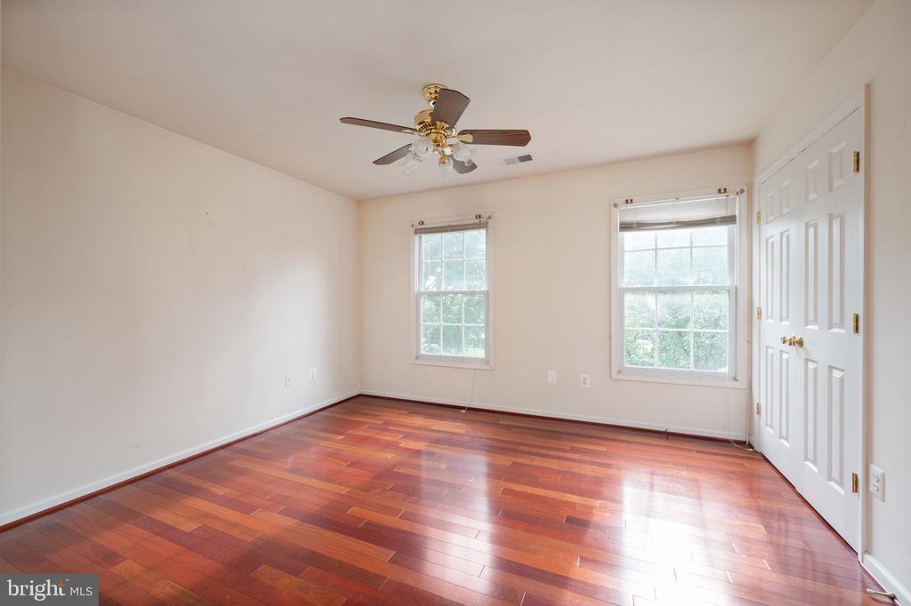 5943 DOROTHY BOLTON COURT
