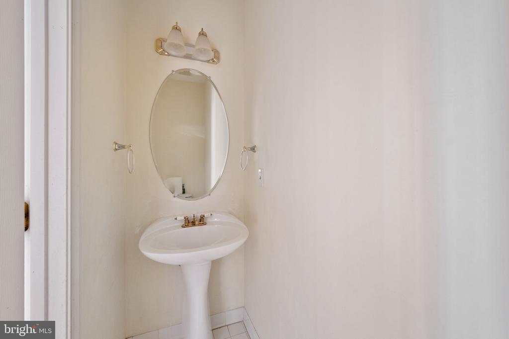 5943 DOROTHY BOLTON COURT