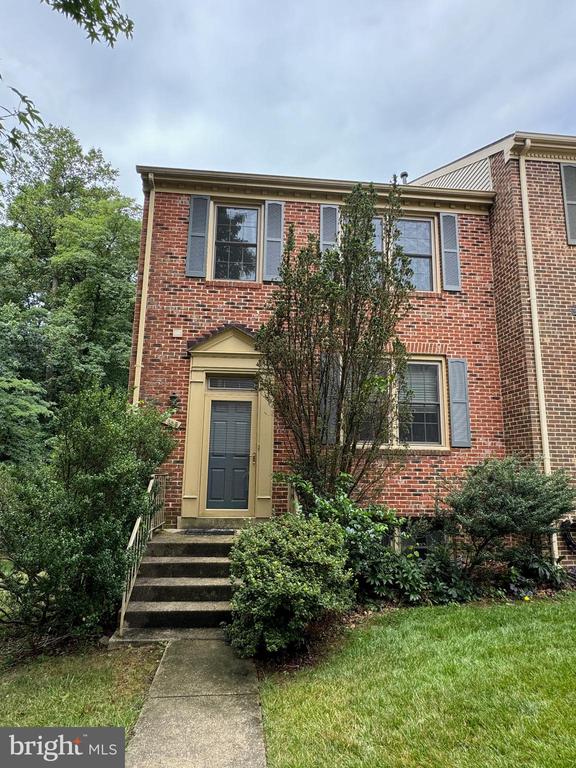 6330 MILLWOOD COURT