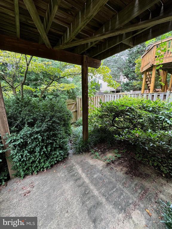 6330 MILLWOOD COURT