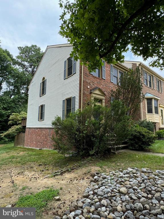 6330 MILLWOOD COURT