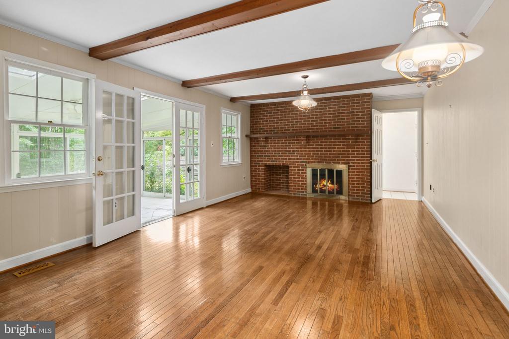 9331 HEATHER GLEN DRIVE