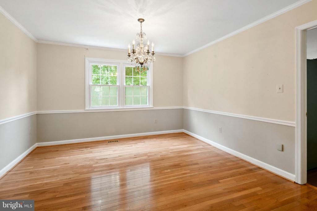 9331 HEATHER GLEN DRIVE