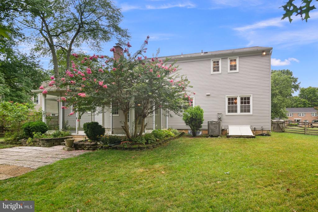 9331 HEATHER GLEN DRIVE