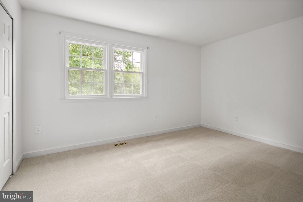 9331 HEATHER GLEN DRIVE