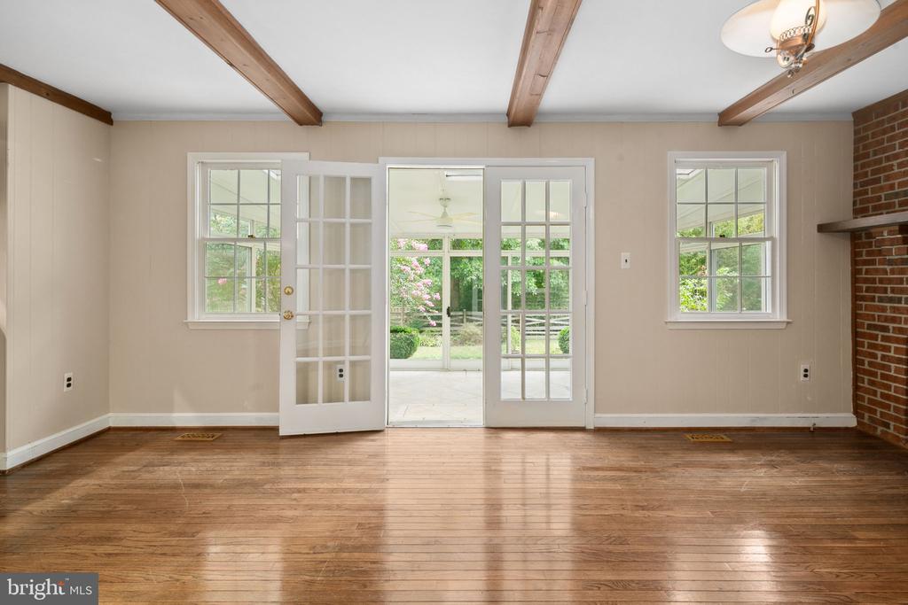 9331 HEATHER GLEN DRIVE