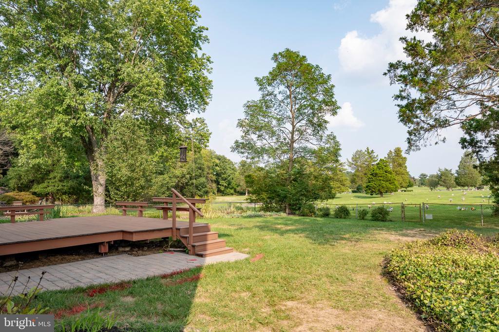 6426 KINGS LANDING ROAD