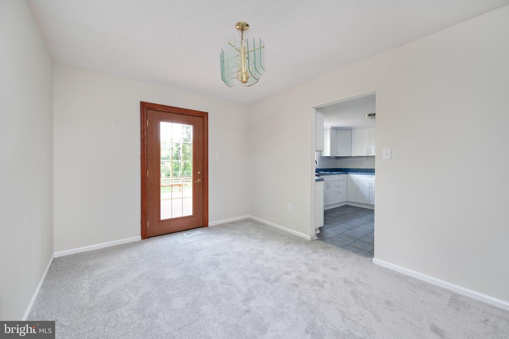 6426 KINGS LANDING ROAD
