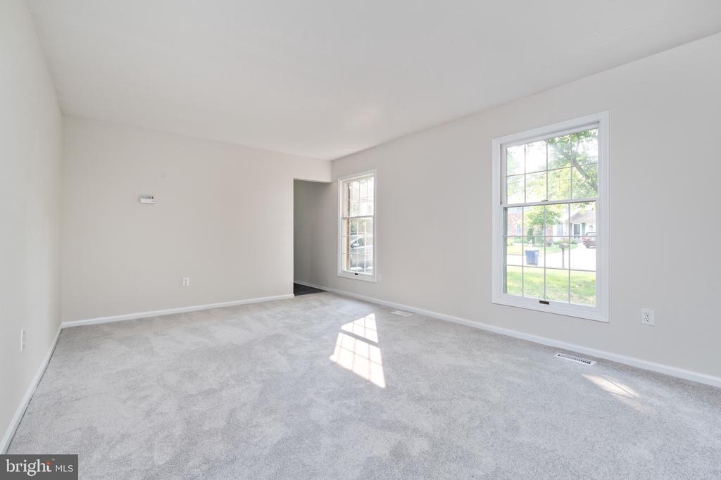 6426 KINGS LANDING ROAD