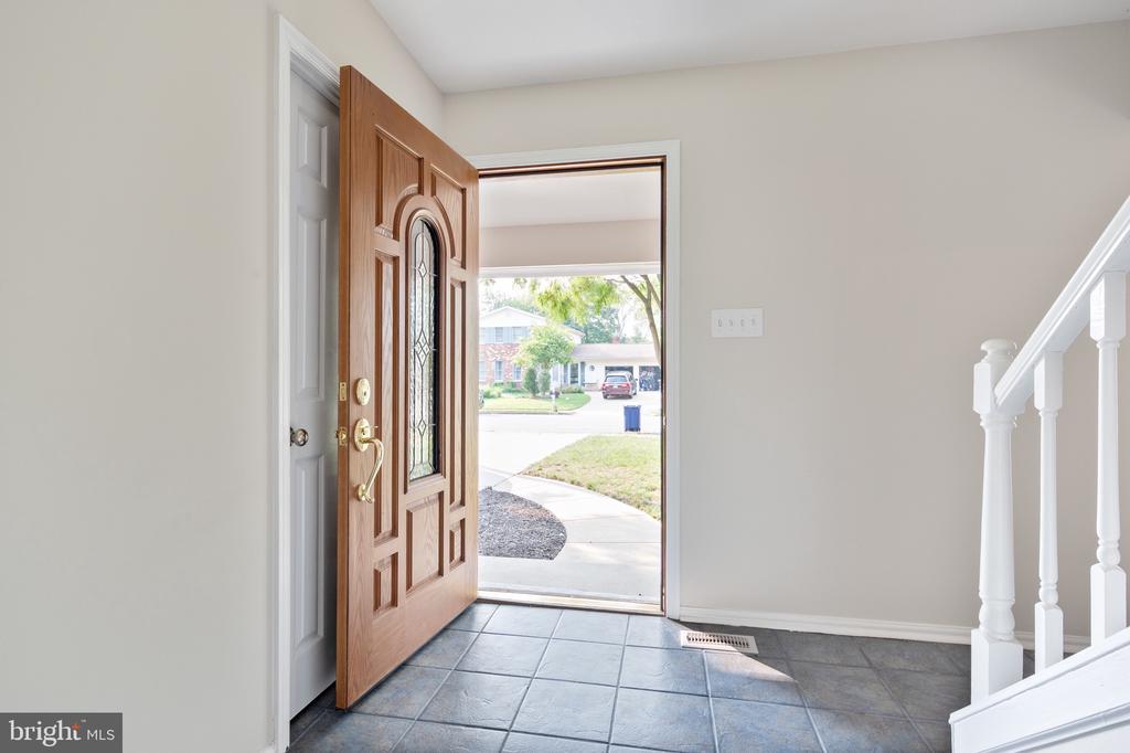6426 KINGS LANDING ROAD