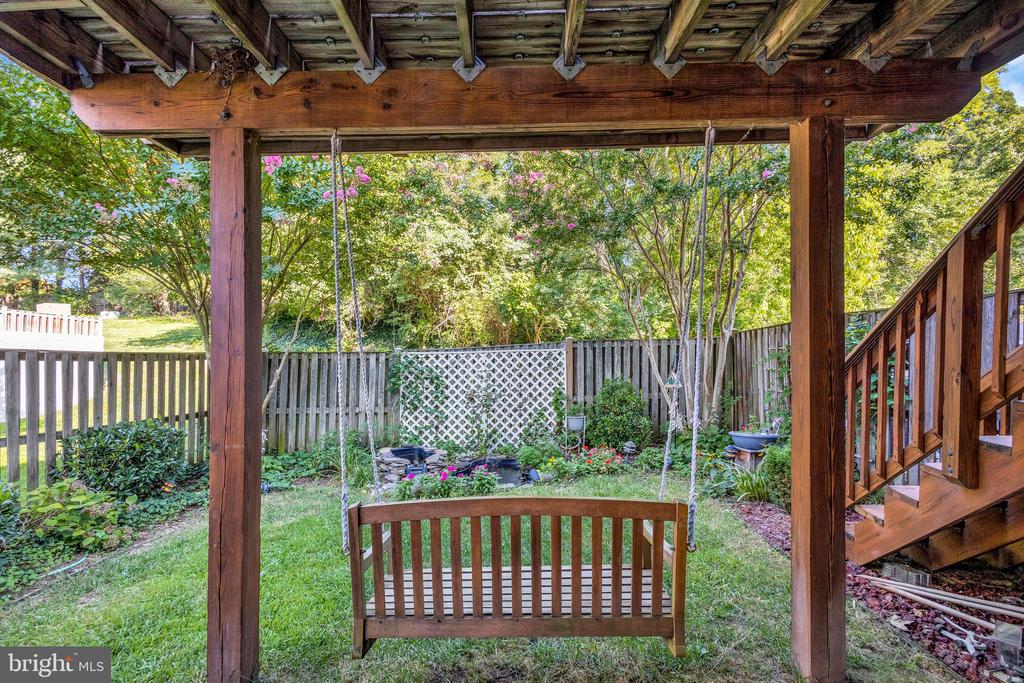 6512 BRICK HEARTH COURT