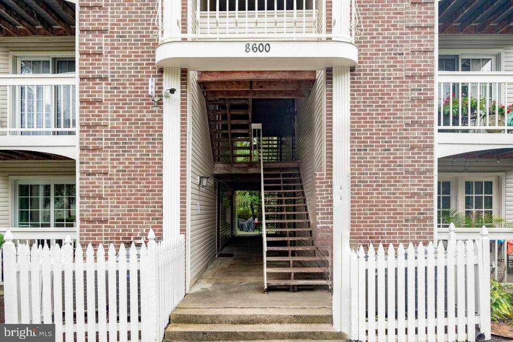 8600 SHADWELL DRIVE 5