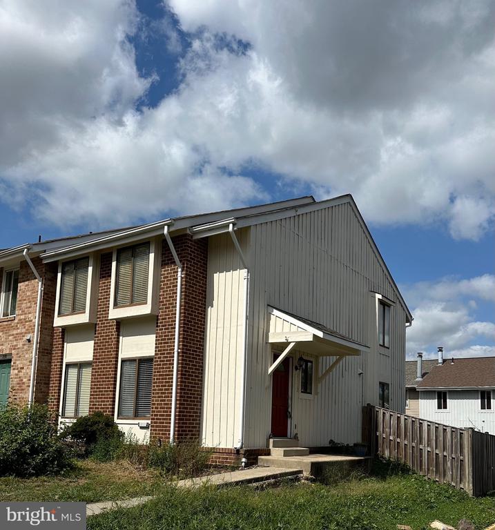 2112 BERGER PLACE