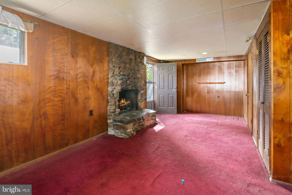 8335 WAGON WHEEL ROAD