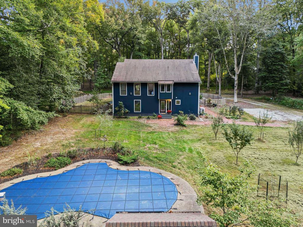 5820 HALLOWING DRIVE