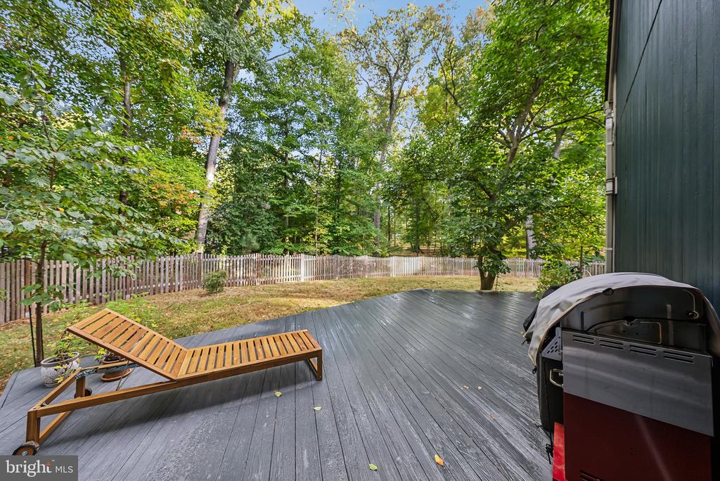 5820 HALLOWING DRIVE