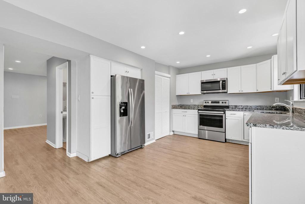8415 ORINDA COURT 272
