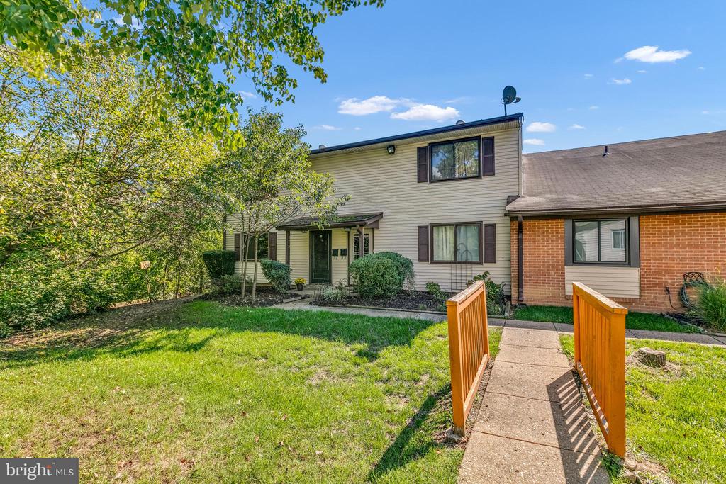 8415 ORINDA COURT 272