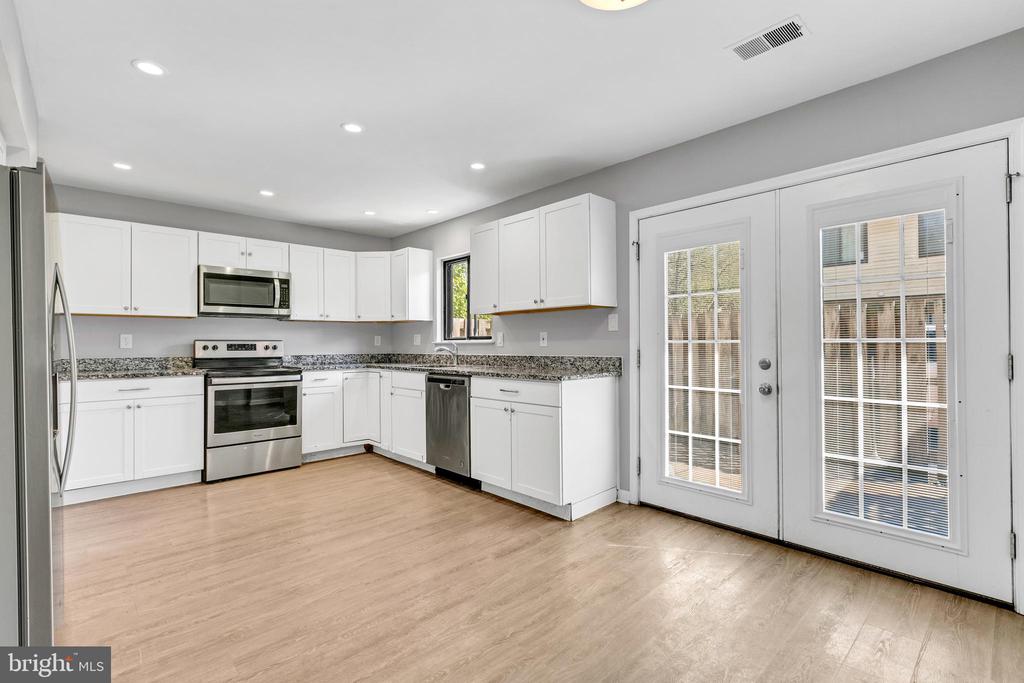 8415 ORINDA COURT 272