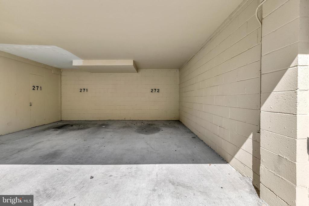 8415 ORINDA COURT 272