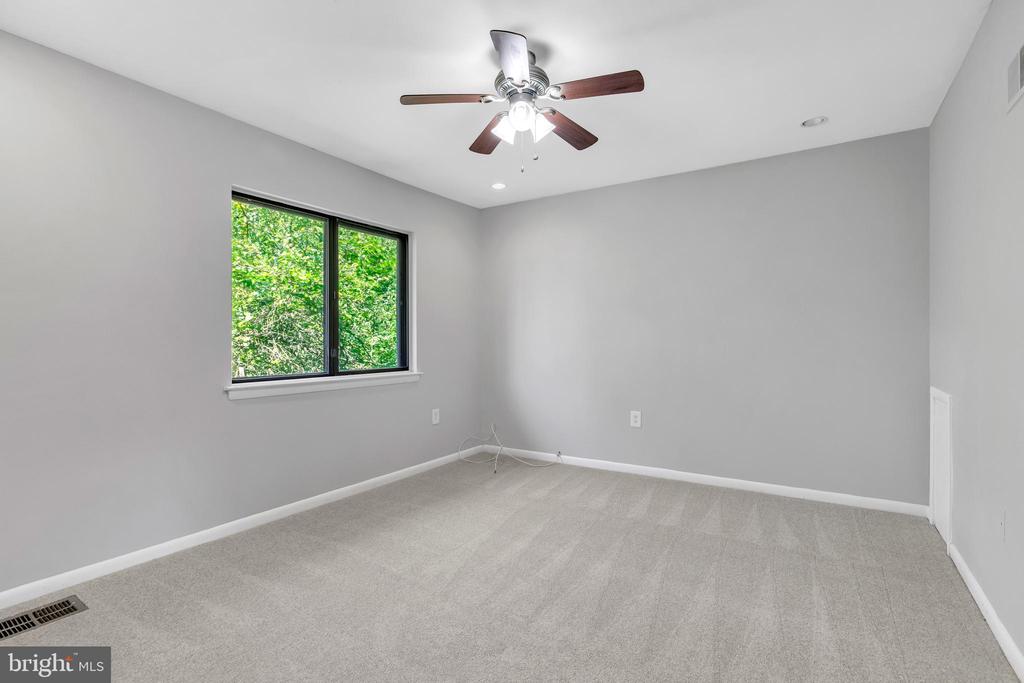 8415 ORINDA COURT 272