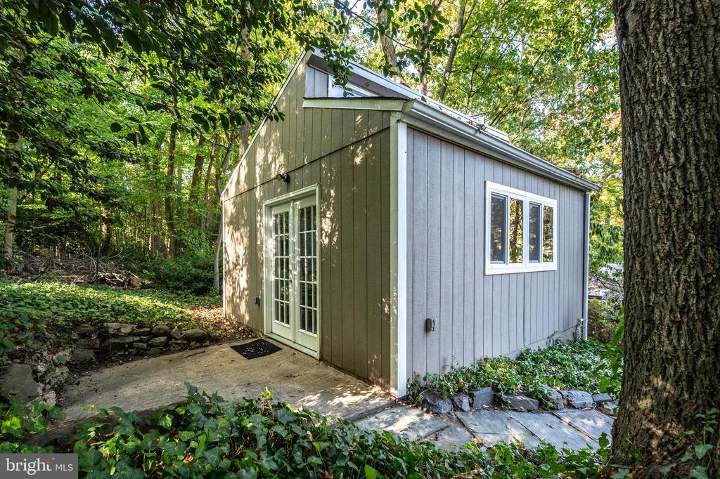 7214 BEECHWOOD ROAD