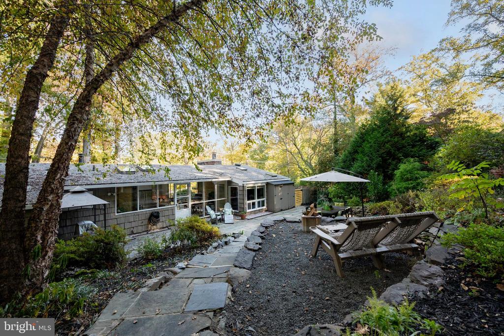 7214 BEECHWOOD ROAD