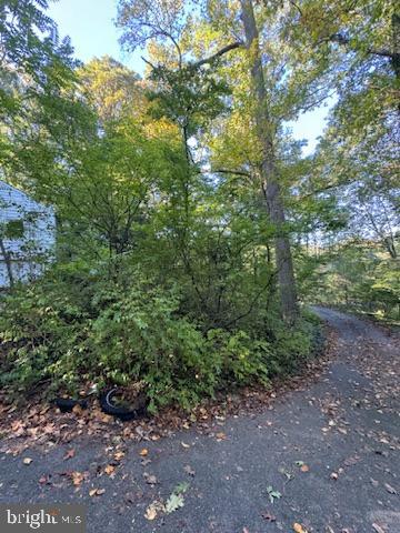 7723 FORT HUNT ROAD